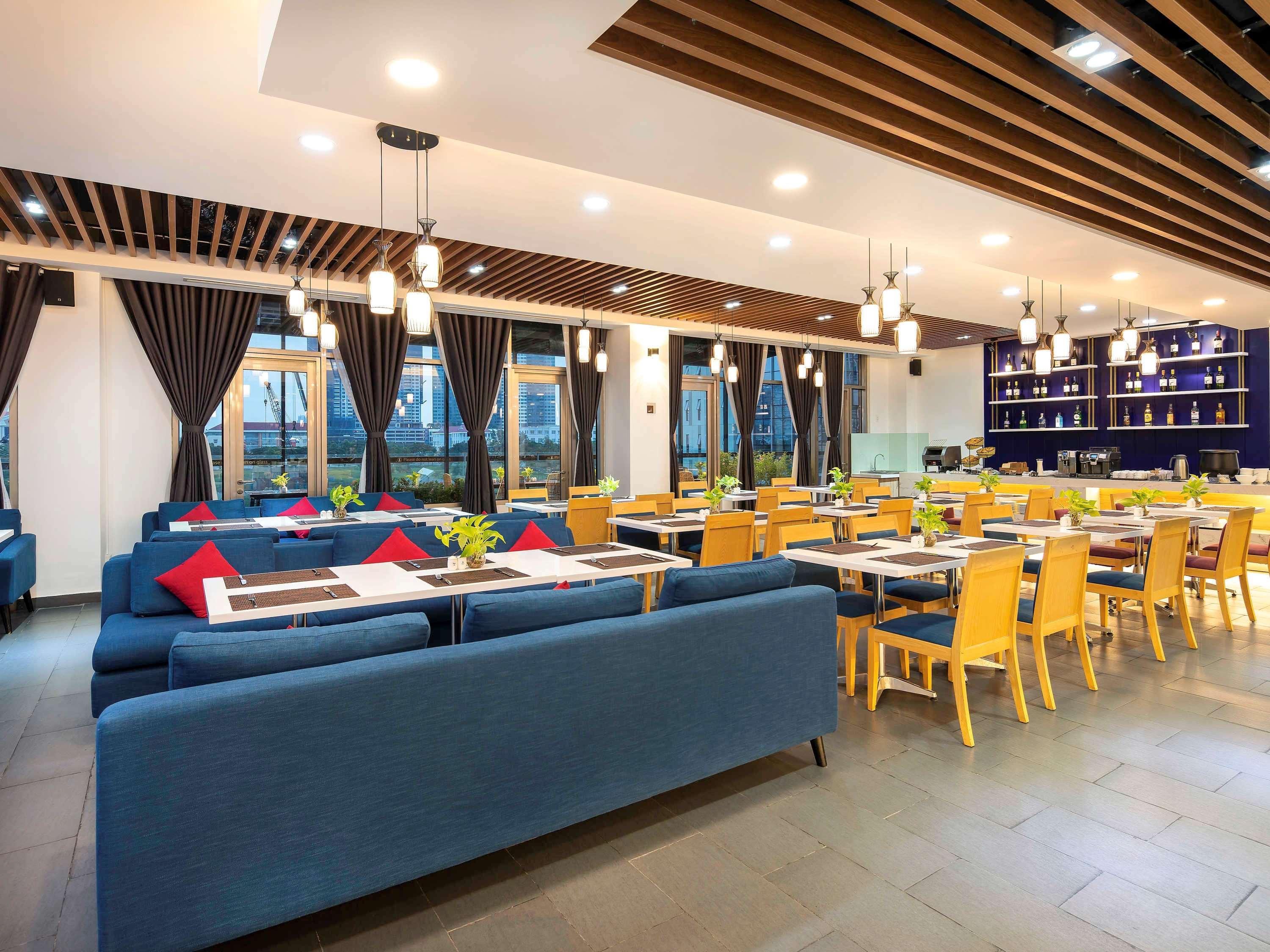 Ibis Saigon South Hotel Ho Chi Minh City Exterior photo